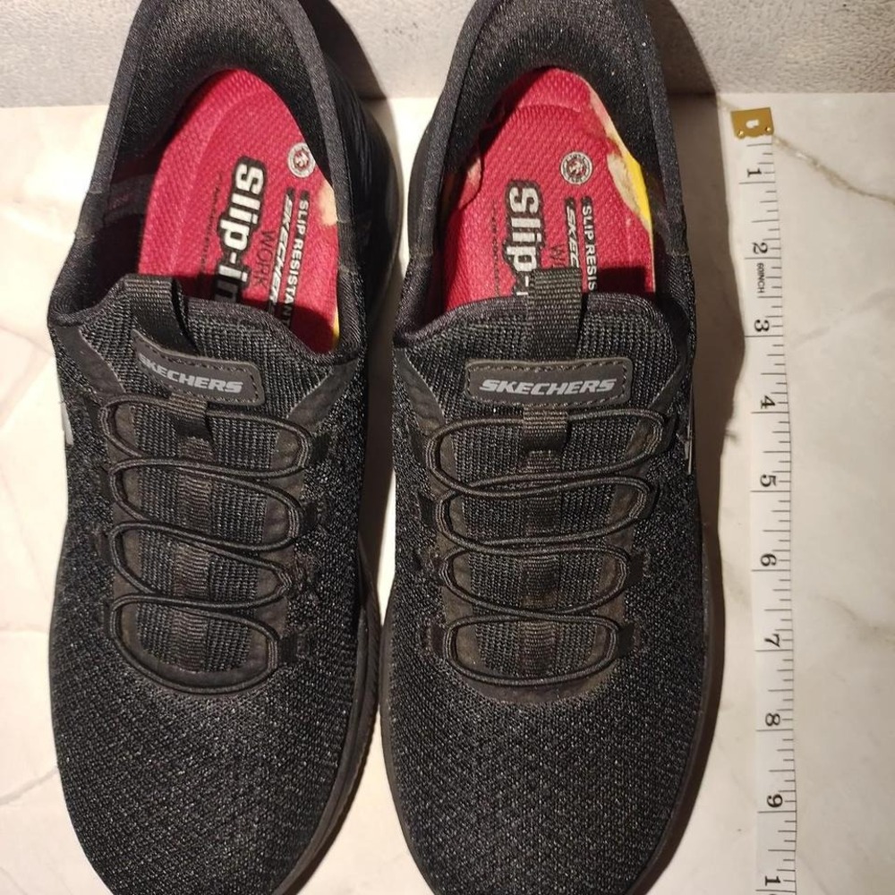 Skechers Women's slip resistant‎ work shoes slip in